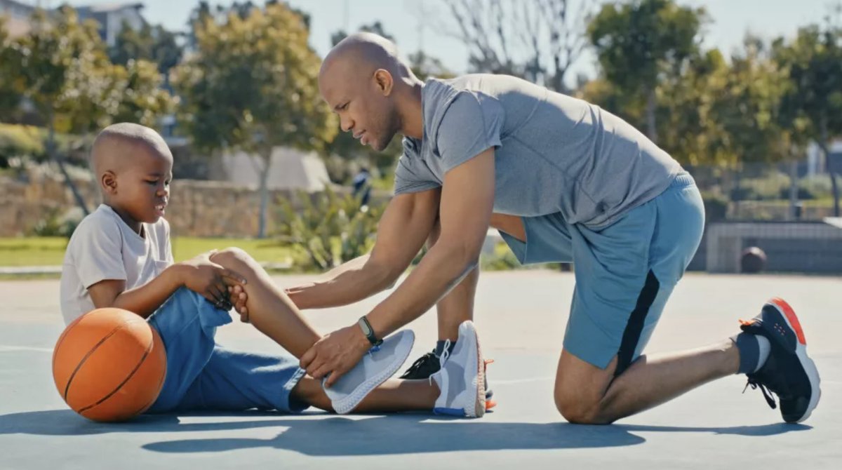 Knee injuries don’t just strike pro athletes. Active kids can suffer them as well. Here’s how to recognize the symptoms of a torn ACL so you’ll know if your child may have suffered one. chla.org/blog/advice-ex…