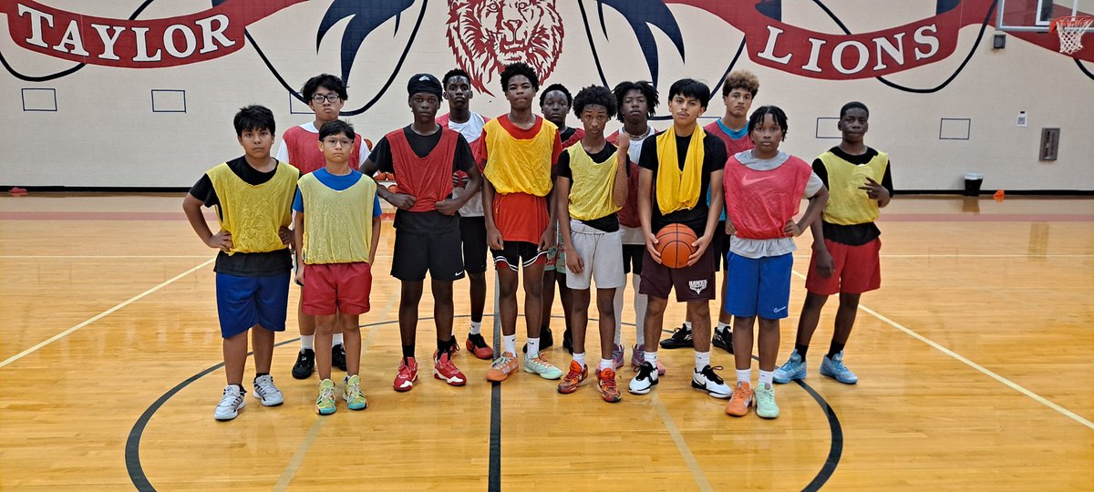 Future Taylor Lions hoppers! Great basketball camp. <a href="/ATHSathletics/">ATHS Athletics</a> <a href="/ATaylorHS/">Alief Taylor High School</a> <a href="/Alief_Athletics/">Alief ISD Athletics</a>