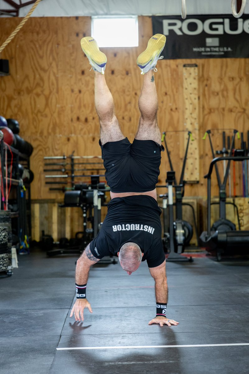 National Guard (@usnationalguard) on Twitter photo "I want my fellow Guardsmen to know anything is possible.”
Help us congratulate Col. Eddie Simpson and 1st Lt. Erik Thomas! The <a href="/kentuckyguard/">Kentucky Guard</a> Soldiers have qualified for the 2025 CrossFit Games, one of the most elite distinctions in fitness.
🔗nationalguard.mil/News/News-Feat… "I want my fellow Guardsmen to know anything is possible.”
Help us congratulate Col. Eddie Simpson and 1st Lt. Erik Thomas! The <a href="/kentuckyguard/">Kentucky Guard</a> Soldiers have qualified for the 2025 CrossFit Games, one of the most elite distinctions in fitness.
🔗nationalguard.mil/News/News-Feat…