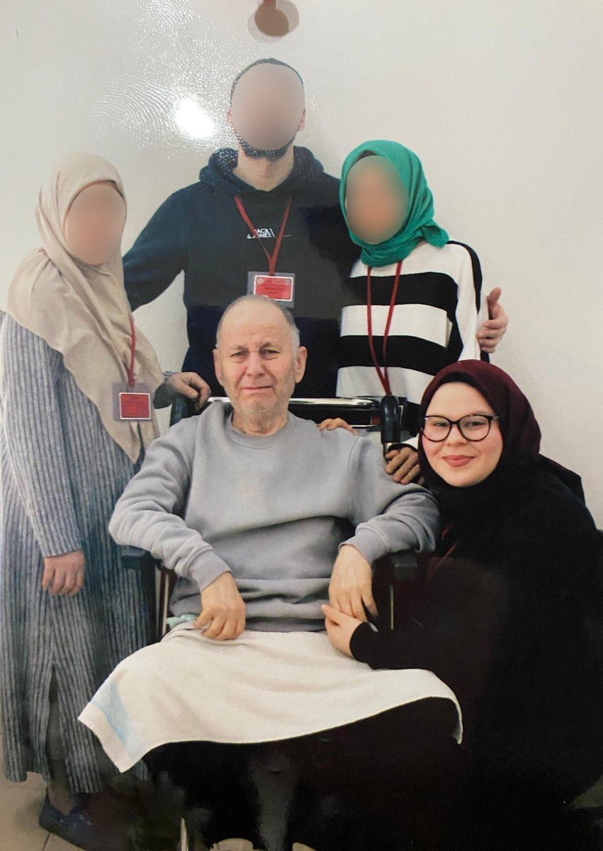 İbrahim Güngör is 72 years old and suffers from Alzheimer’s.
He can't meet even his basic needs or recognize his loved ones.
He also has diabetes, prostate issues, and hydrocephalus.

Where is justice? Where is conscience?

İbrahimGüngör İçinAdalet