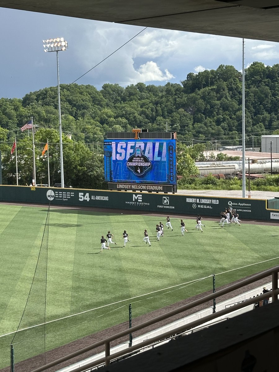 We are just about an hour away from first pitch in the Knoxville Regional as the 14th-ranked #Tennessee #Volunteers (43-16, 16-14) face off against the #Miami #Redhawks (35-21, 23-7). <a href="/jay_s_king/">Jay King</a> is here to give you live updates as the game goes on.