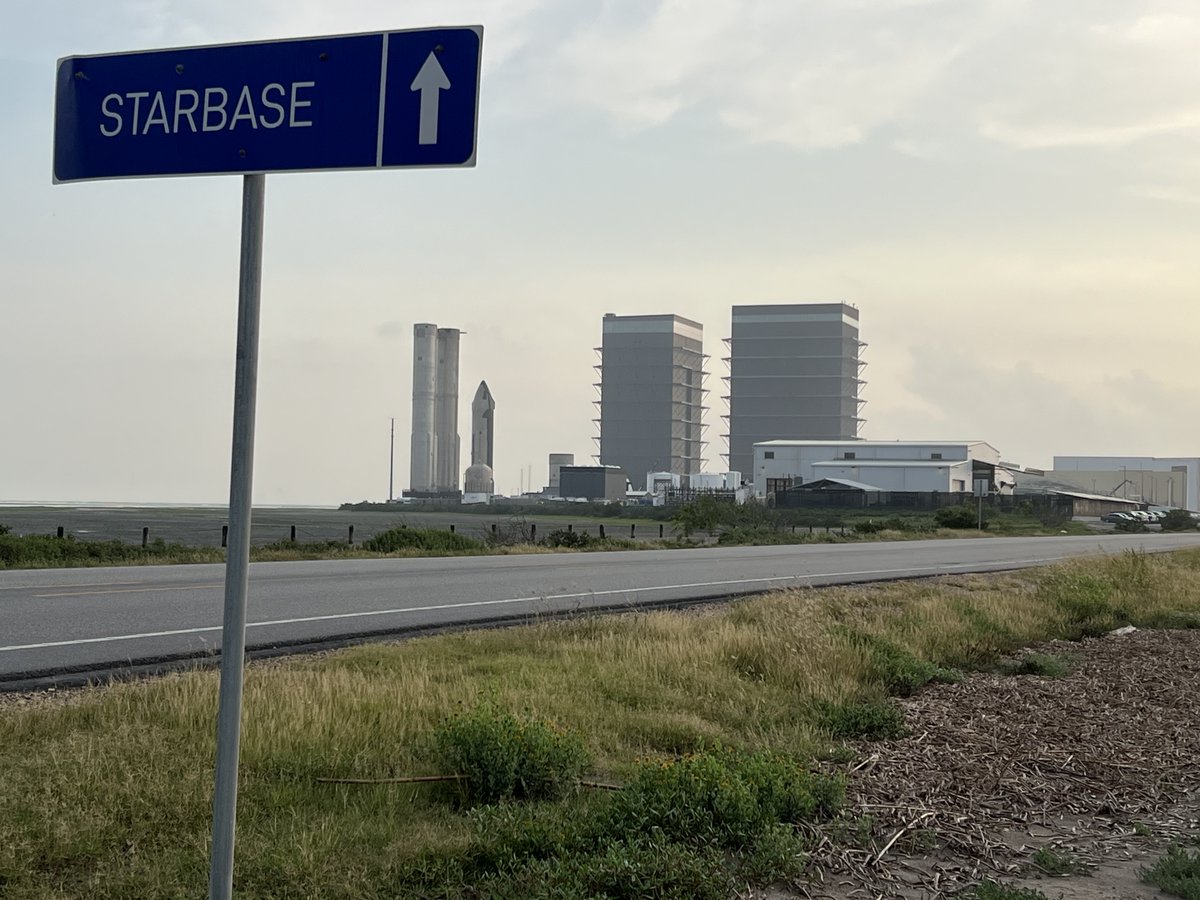 The city of Starbase plans to borrow about $1.5 million from SpaceX valleycentral.com/news/local-new… via @CBS4RGV
