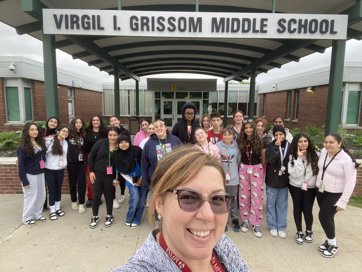 MsEIljo's tweet photo. Highlights of the week….quality time watching our WEB mentors, SPACE crew and talented Band students do their thing!! https://t.co/WTZeBicro5