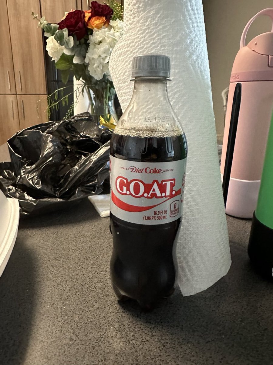 Redbirdriot tweet media