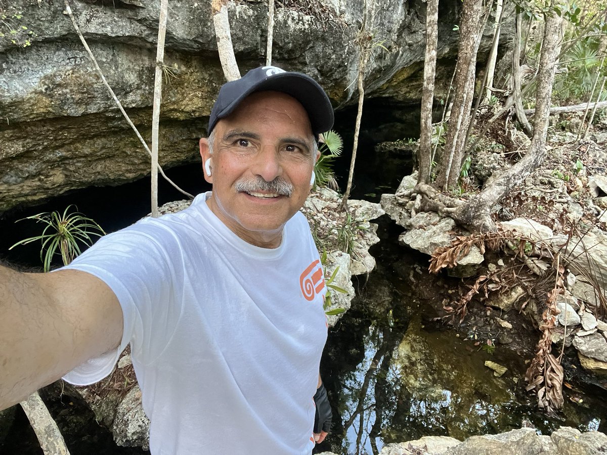 #Viernes Saludos desde la selva de #tulum excelente fin de semana a todos 👍