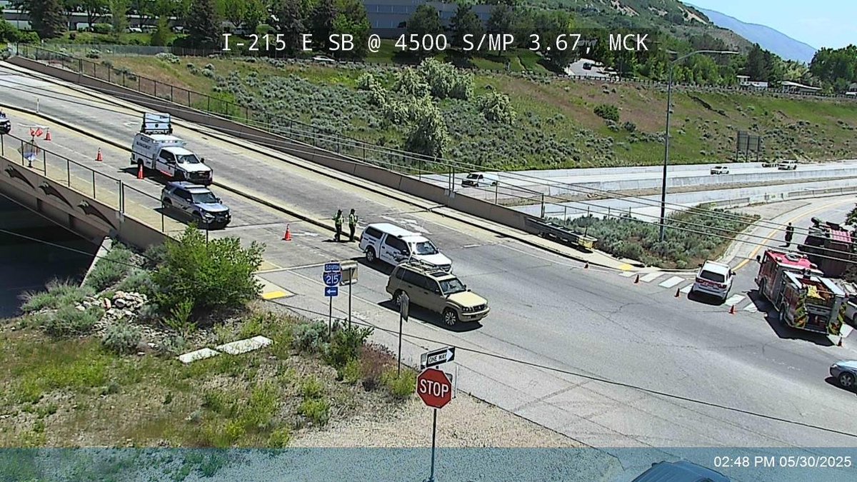 Crash SB I-215 East Belt at 4500 South blocking the on-ramp.