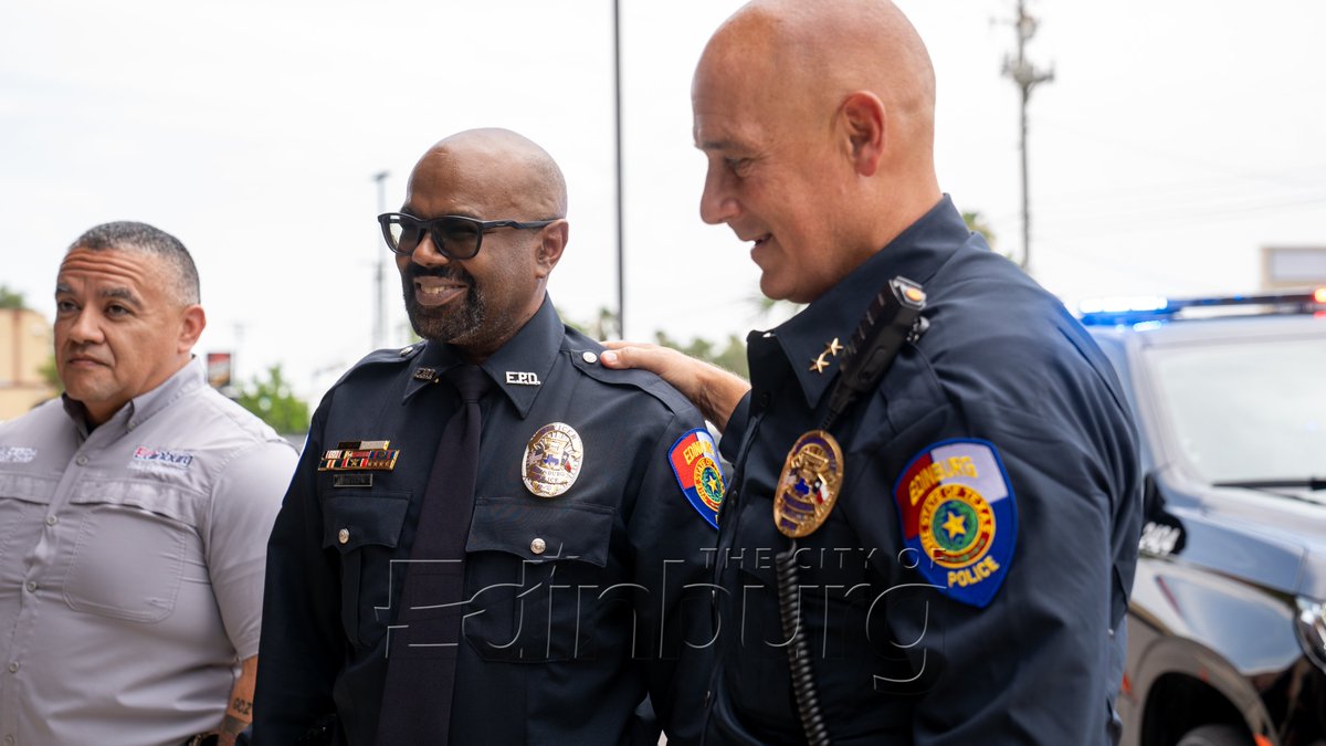 EdinburgPd's tweet photo. After 20 years of dedicated service, Officer Maurice Alleyne is retiring from the Edinburg PD’s Mental Health Unit.
Please join us in thanking Officer Alleyne for two decades of outstanding service. Wishing him the very best in his next chapter! 💙👮‍♂️ #EdinburgProud https://t.co/xyjOAkW3Ho
