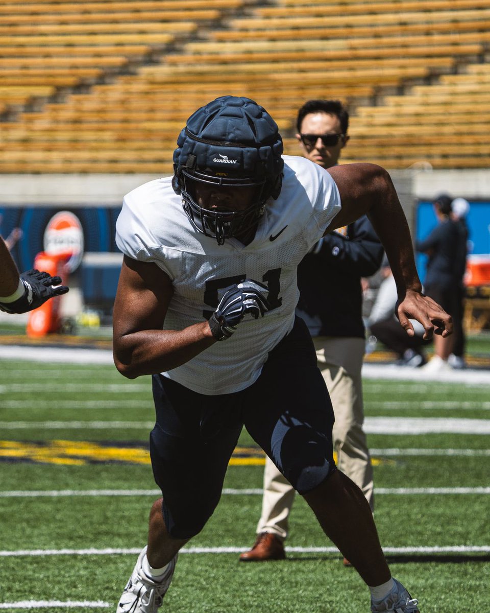 😤😤<a href="/CalFootball/">Cal Football</a>