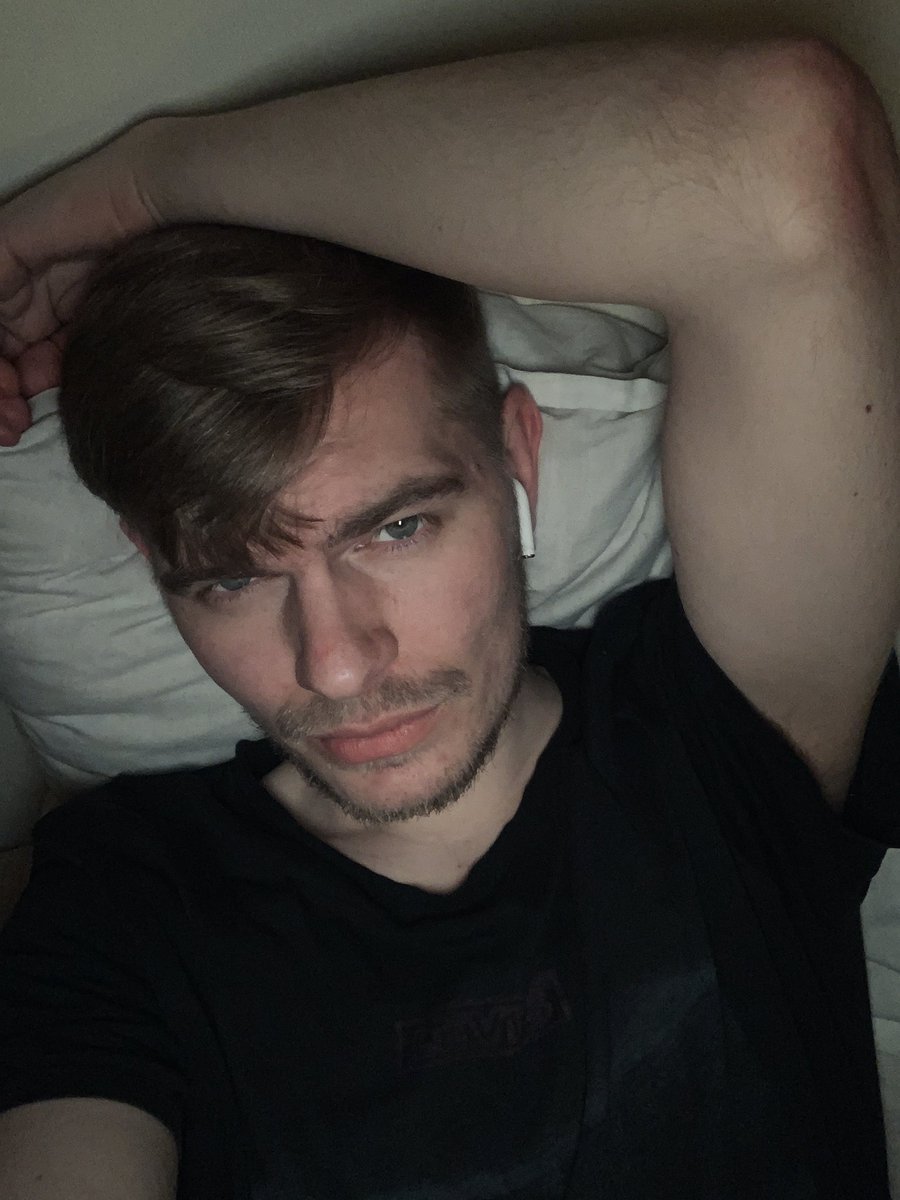 Парень хоть-куда tweet media