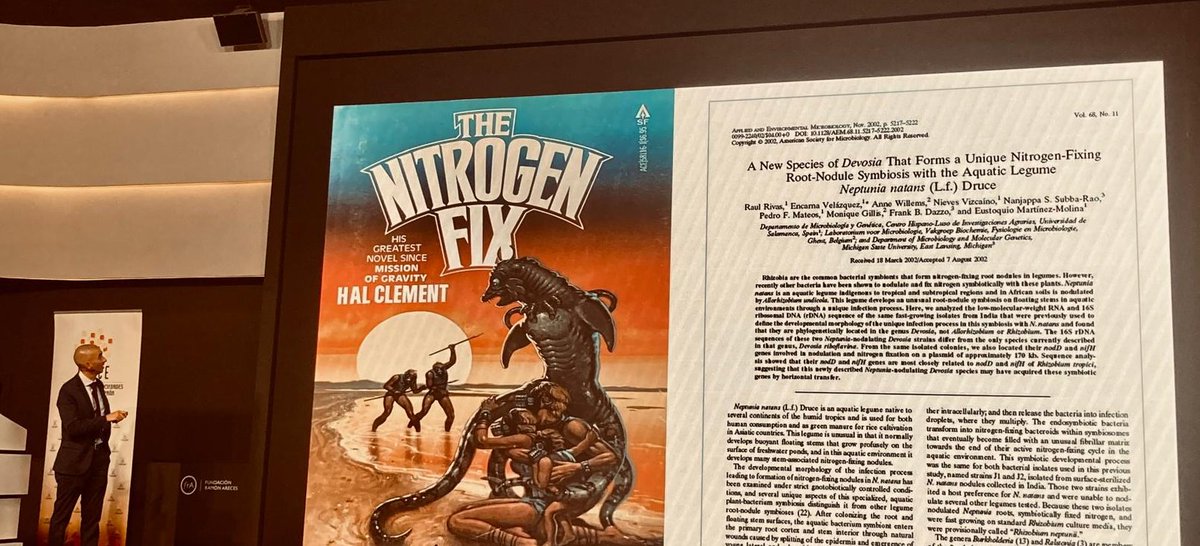 Hoy <a href="/SEFIN_esp/">Sociedad Española de Fijación de Nitrógeno</a> ha tenido el honor de asistir a la ceremonia de entrega del Premio COSCE a la difusión de la ciencia a nuestro socio <a href="/RaulRivasG/">Raúl Rivas</a> por la Presidenta de <a href="/COSCEorg/">Confederación de Sociedades Científicas de España</a> en <a href="/FundacionAreces/">FundaciónRamónAreces</a>. Ha sido un placer escuchar en su charla el papel de la microbiología en la historia!