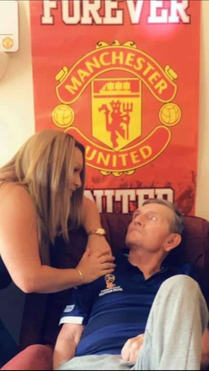 exwickclive's tweet image. We remember today the legendary former @ChardTownFC & Merriott FC striker BARRY BISGROVE
Barry scored goals for fun! He made his final appearance on the field of play 20th June 2020 after suffering from dementia for many years.
RIP BARRY ⭐️⭐️⭐️⭐️⭐️