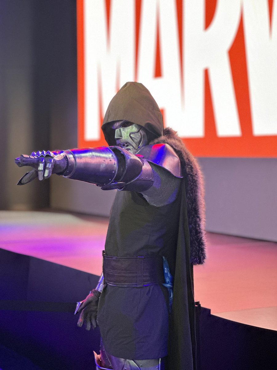 Phase Hero (@phasehero) on Twitter photo Marvel Studios will reportedly have “a massive footprint in the San Diego Convention Center” for SDCC.
This will include a “fully redesigned and immersive booth that leans into the release of Fantastic Four.”
(via <a href="/THR/">The Hollywood Reporter</a>) Marvel Studios will reportedly have “a massive footprint in the San Diego Convention Center” for SDCC.
This will include a “fully redesigned and immersive booth that leans into the release of Fantastic Four.”
(via <a href="/THR/">The Hollywood Reporter</a>)
