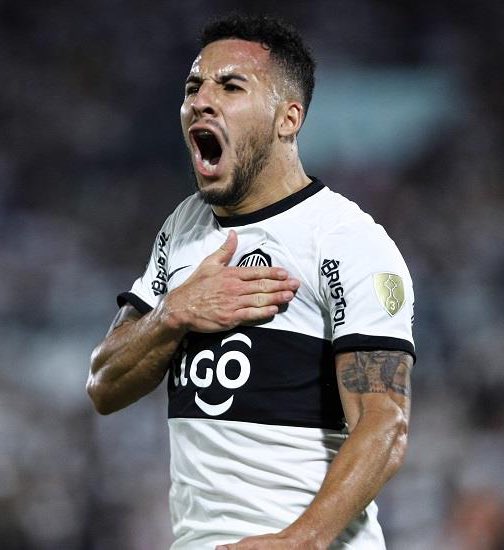 AngelElian02's tweet image. 🗣️ Fernando Cardozo en #LaGranJugada Turno Tarde: 

“Si vuelvo a Olimpia, va a ser a préstamo. Sería máximo por un año. Me conviene para agarrar ritmo. Se va a definir en estos días”. 

@rockandpop955 
@nanduti