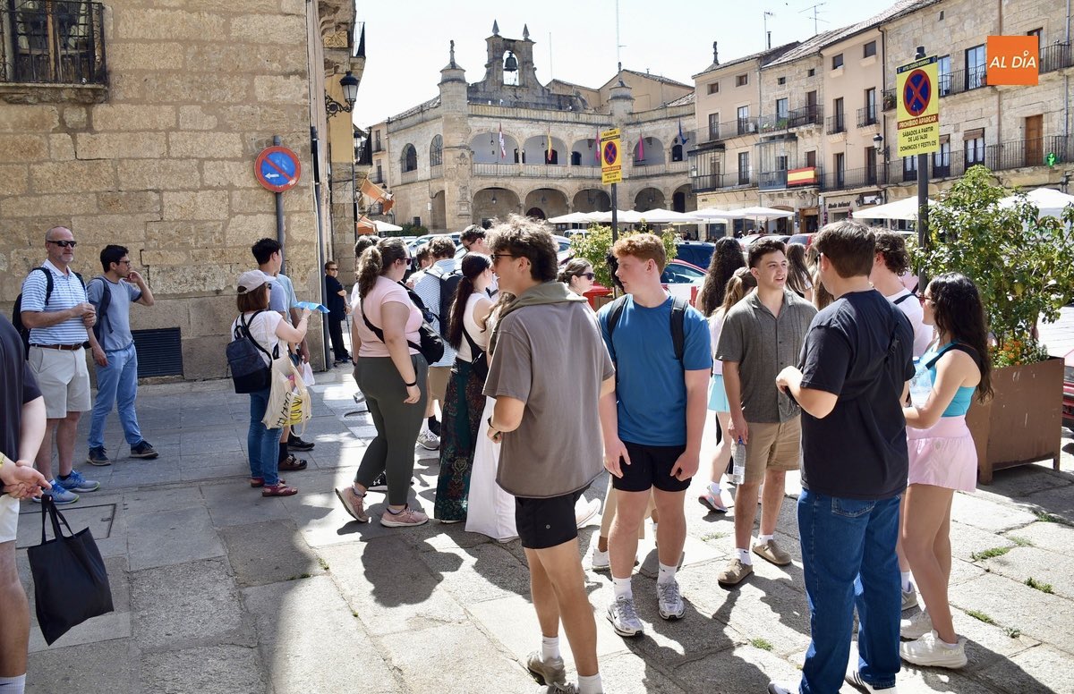Battle Ground Academy (@bgawildcats) on Twitter photo Our students are exploring the world beyond the classroom in Ciudad Rodrigo, Spain!
Their visit to IES Fray Diego included a warm welcome, student activities, and a tour of the historic city, all part of <a href="/sistercitiestn/">Sister Cities</a>.
#BGAScholarship #BGAUpperSchool #BGAWorldLanguages Our students are exploring the world beyond the classroom in Ciudad Rodrigo, Spain!
Their visit to IES Fray Diego included a warm welcome, student activities, and a tour of the historic city, all part of <a href="/sistercitiestn/">Sister Cities</a>.
#BGAScholarship #BGAUpperSchool #BGAWorldLanguages