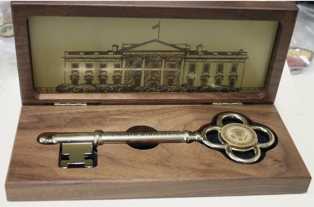 GOD WINS (@rockingxangel) on Twitter photo The key that Donald Trump gave to Elon Musk on May 30, 2025, was a ceremonial "Key to the White House," a symbolic, gold-colored item presented as a gesture of appreciation for Musk's work with the Department of Government Efficiency (DOGE). It was not a literal key granting The key that Donald Trump gave to Elon Musk on May 30, 2025, was a ceremonial "Key to the White House," a symbolic, gold-colored item presented as a gesture of appreciation for Musk's work with the Department of Government Efficiency (DOGE). It was not a literal key granting