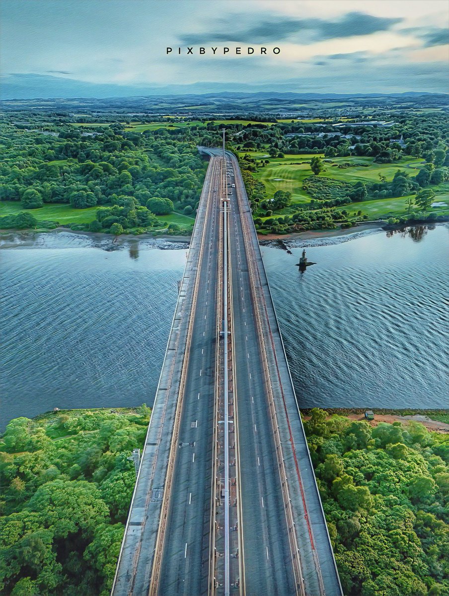 Ever wondered what the view is like from the top of one of the masts on the Erskine Bridge? No? Just me then. 

#bridge #erskinebridge #scotland