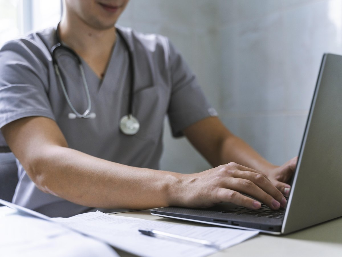 New in JMIR MedEdu: Chatbots’ Role in Generating Single Best Answer Questions for Undergraduate Medical Student Assessment: Comparative Analysis dlvr.it/TL4ZQd