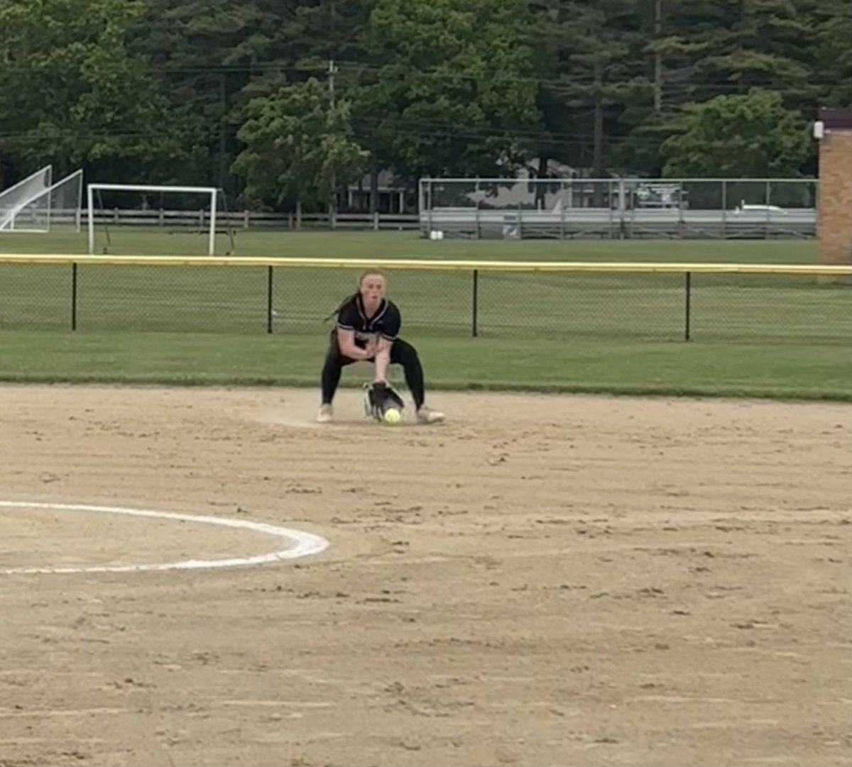 GORAMSathletics's tweet photo. Softball advances to the Round of 16 after a 3-0 win over New Bedford. Next up: Saint Paul Diocesan Jr/Sr High School on Monday. Time TBD. https://t.co/f71W8w09v9