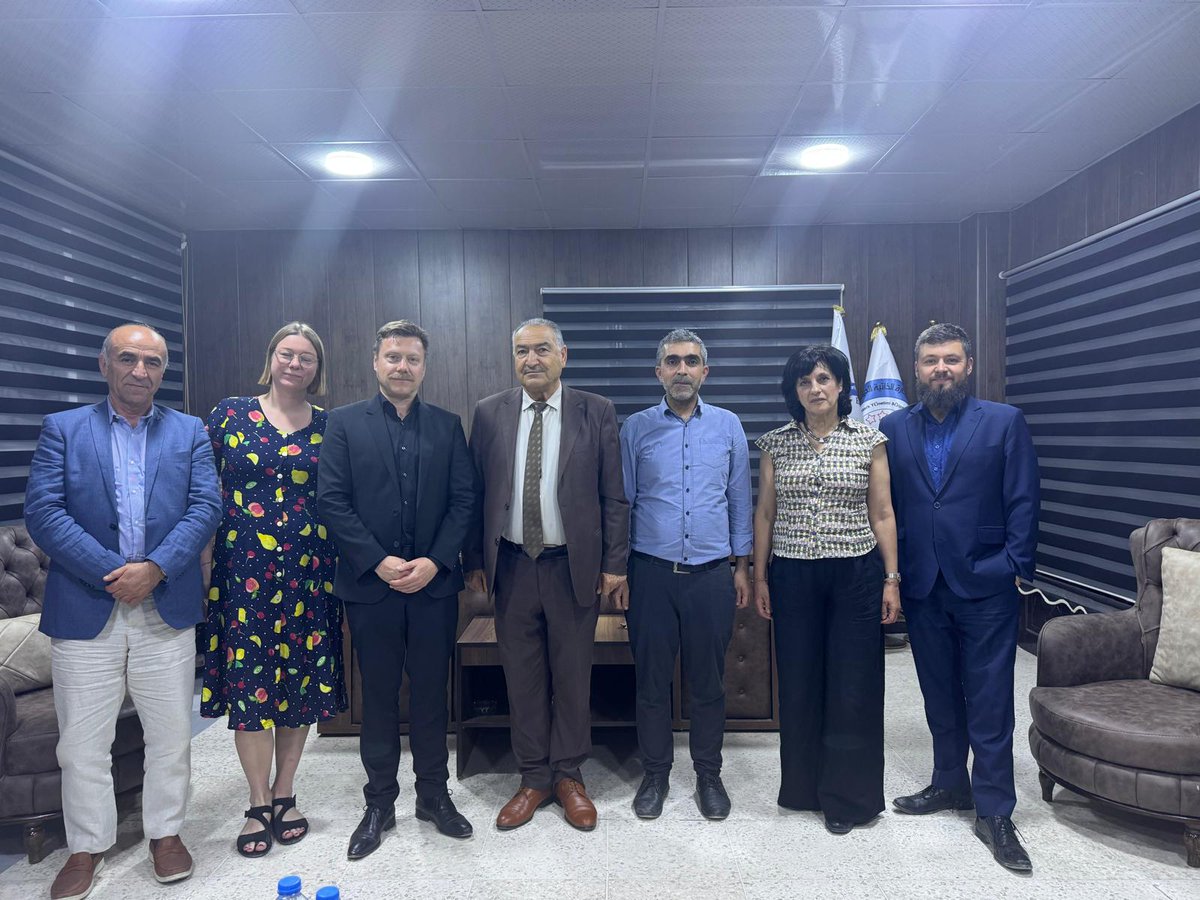 Medya News (@medyanewsx) on Twitter photo 💫“Emotionally very intense" - <a href="/schirdewan/">Martin Schirdewan</a> on witnessing the suffering of Afrîn’s displaced in Raqqa. The EU must act now, he says, to delegitimise occupation militias and support Kurdish-led governance. 🎥
#Afrin #Raqqa #EU 💫“Emotionally very intense" - <a href="/schirdewan/">Martin Schirdewan</a> on witnessing the suffering of Afrîn’s displaced in Raqqa. The EU must act now, he says, to delegitimise occupation militias and support Kurdish-led governance. 🎥
#Afrin #Raqqa #EU