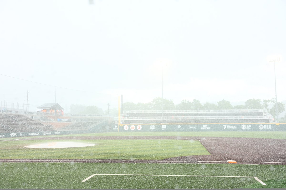 🚨 GAME TIME UPDATE 🚨

Due to weather in the area, game two of the Knoxville Regional will now begin at 7:06 p.m. (ET).