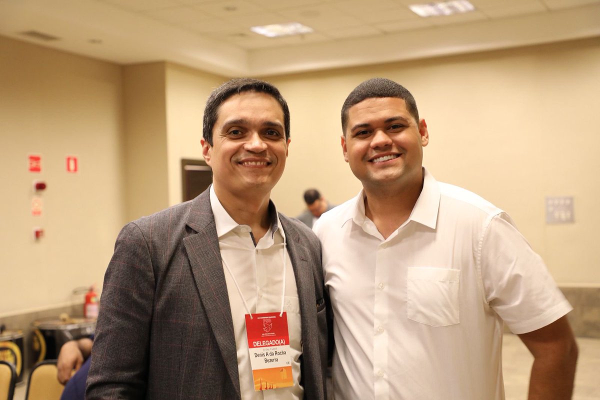 denisbezerra's tweet photo. Parabéns ao companheiro @brunobarretto40 pela eleição à presidência da JSB. Que sua trajetória siga inspirando novas lideranças e fortalecendo nosso projeto coletivo de país. https://t.co/Ttvtyz4EMB