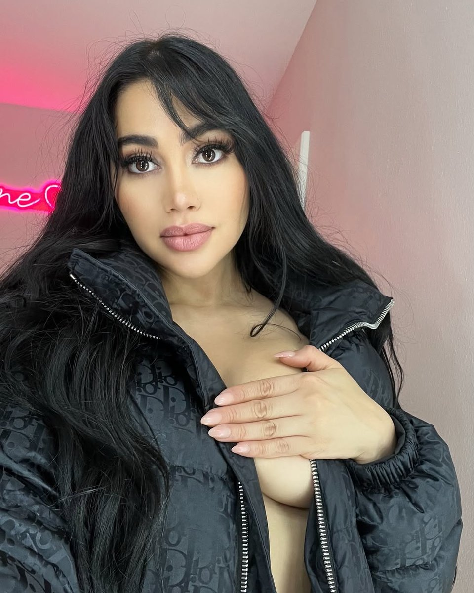 ojeda_Jai's tweet photo. chat me up🥰🥰🥰 https://t.co/2DlmF8aXru