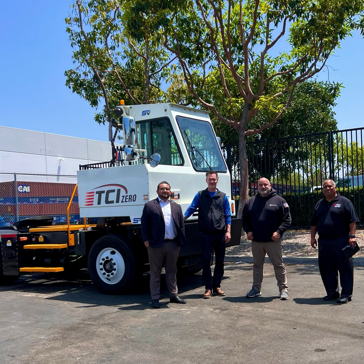 tci_leasing's tweet image. Another electrifying week at TCI! ⚡ We're proud to support our customers' sustainability goals & compliance needs with Lonestar EV yard trucks. Each delivery helps mitigate WAIRE obligation for California’s warehouse action plan.
Schedule a consultation: go.tcitransportation.com/4kmCZ7s