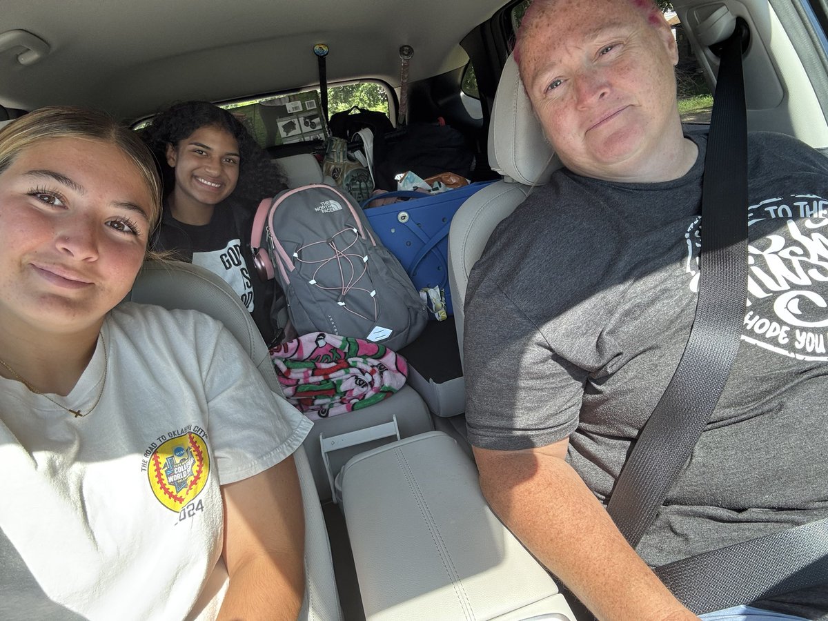 Victoria Edwards (@vicedwards2026) on Twitter photo My first tournament with <a href="/amntx16u/">AM NTX-Robinson 16u</a> can’t wait!!!!#WichitaFallsBound #RoadTripSelfies #Unapologetic My first tournament with <a href="/amntx16u/">AM NTX-Robinson 16u</a> can’t wait!!!!#WichitaFallsBound #RoadTripSelfies #Unapologetic