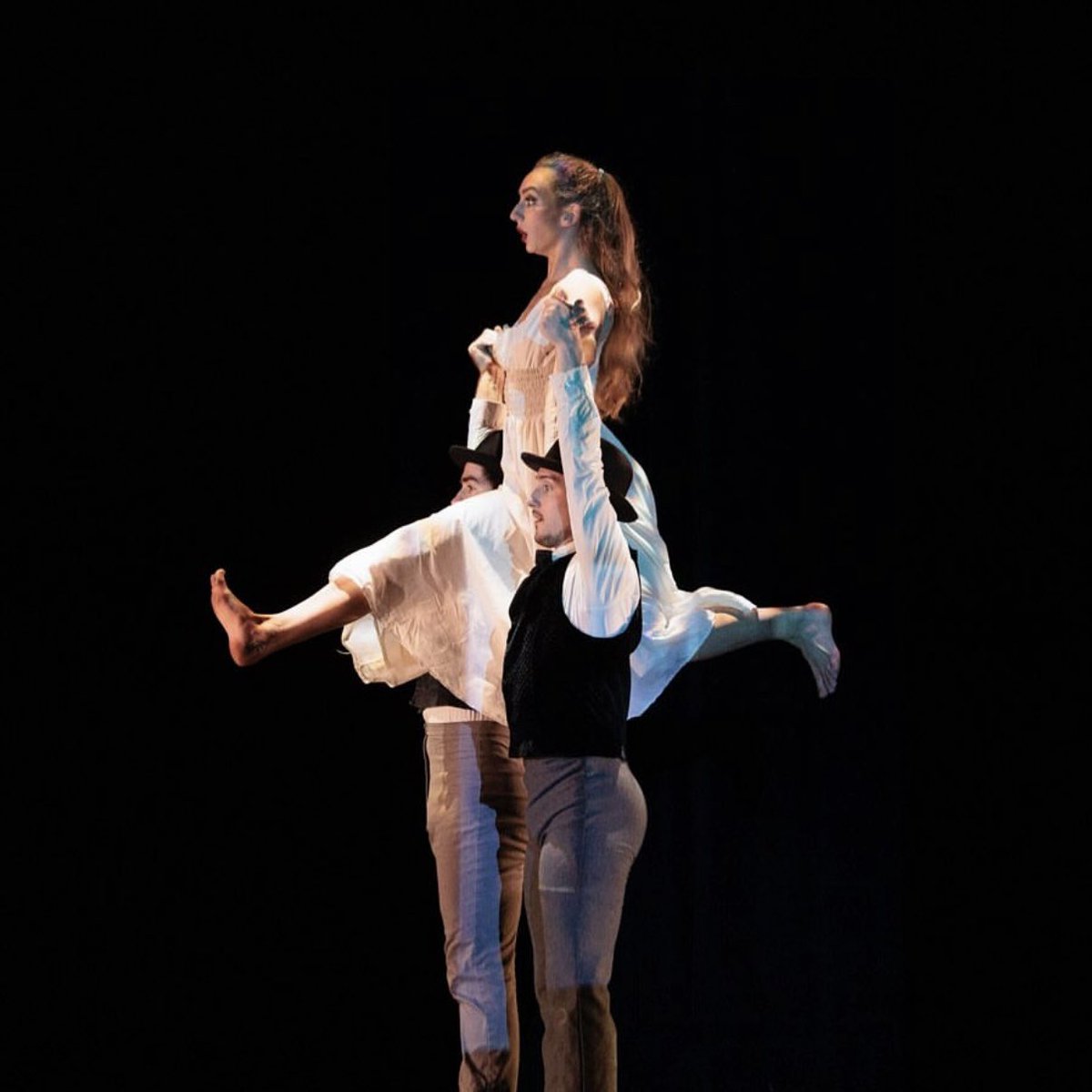 DANCECleveland (@dancecleveland) on Twitter photo The season kicks off with audience favorite MOMIX and their rendition of Alice at <a href="/playhousesquare/">Playhouse Square</a> Oct 11th! Single tickets on sale July 1st- subscription packages on sale now at DANCECleveland.org The season kicks off with audience favorite MOMIX and their rendition of Alice at <a href="/playhousesquare/">Playhouse Square</a> Oct 11th! Single tickets on sale July 1st- subscription packages on sale now at DANCECleveland.org