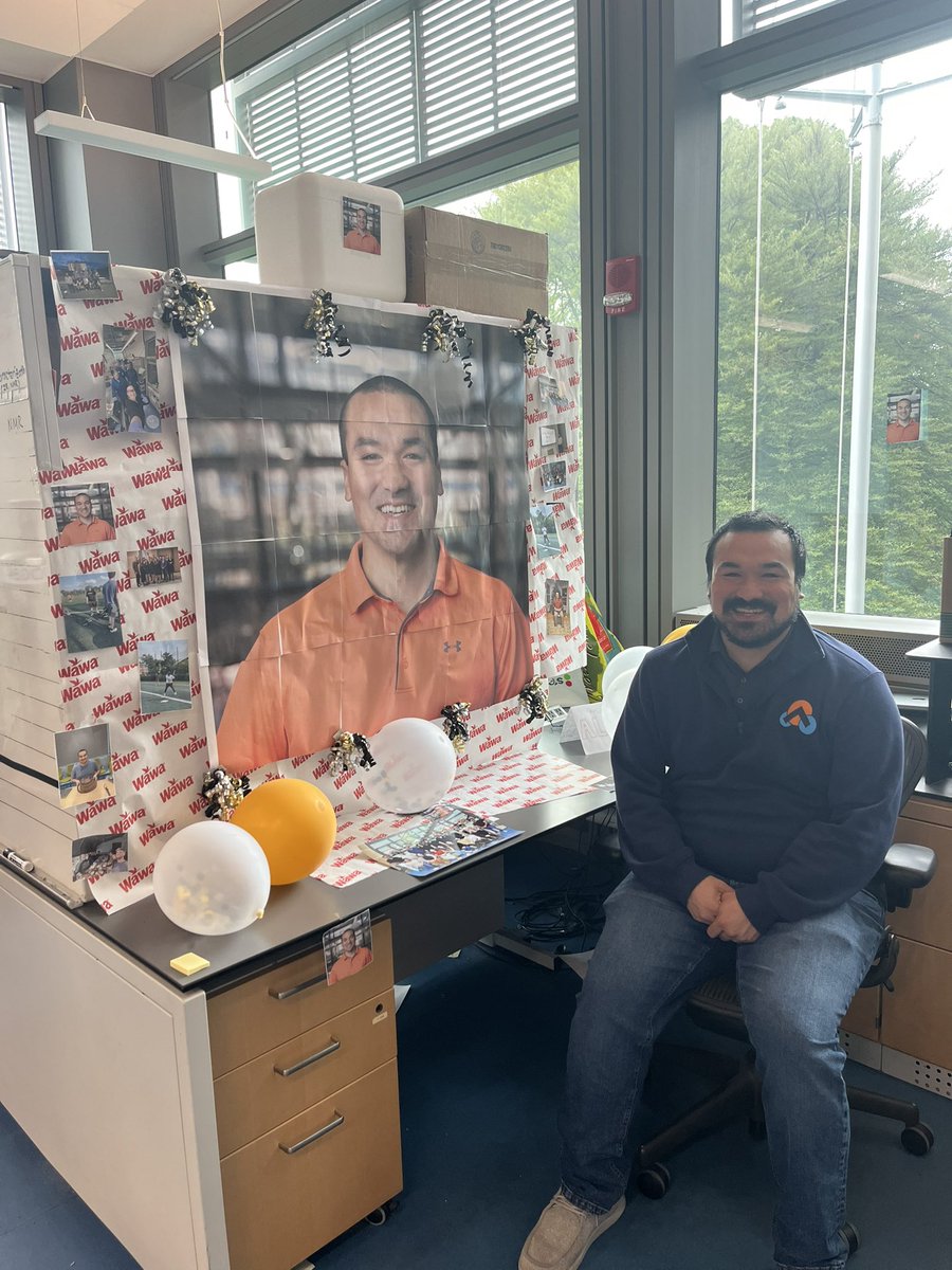 ChirikGroup's tweet image. Happy last day and final group meeting Alex! We hope you enjoyed our tribute to your official website photo 🤞 great things ahead!