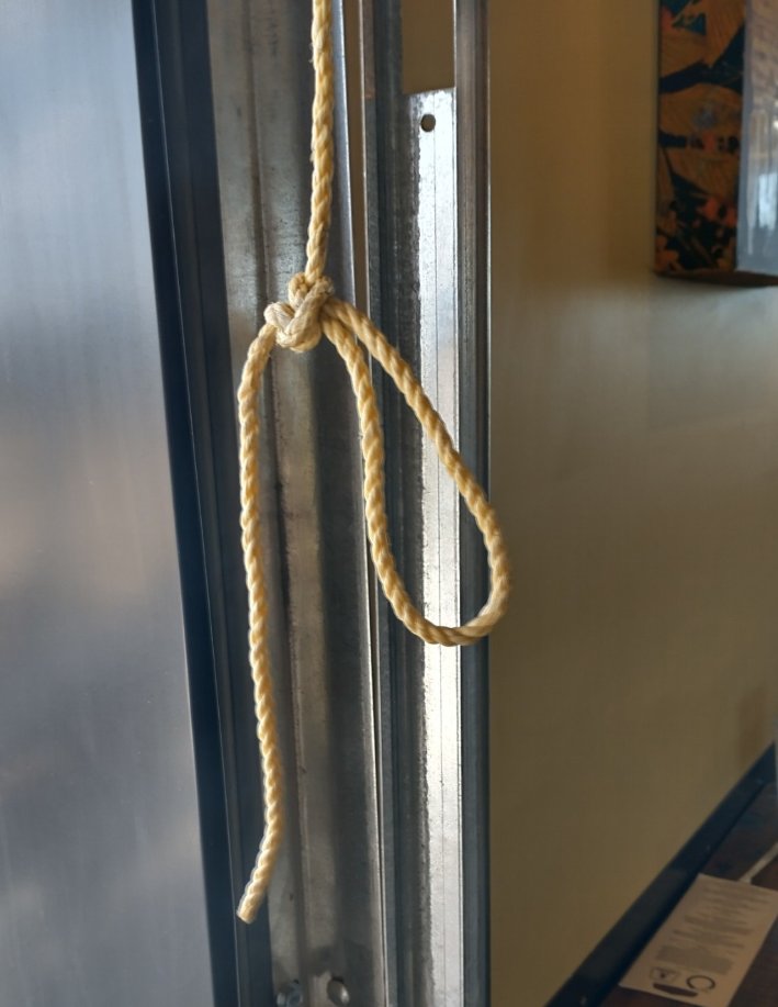 RoystonPotter's tweet photo. Hey, we need the FBI to investigate this noose!! Remember the door pull rope at Talladega they sent numerous agents to investigate? Well, here you go @FBIDirectorKash @FBIDDBongino , better get on it straight away!! https://t.co/cGwSMzDOLy