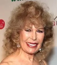 Sad to hear Loretta Swit has died. So gracious when she joined us for Syracuse Stage's Old-time Radio production of "Moonstruck."  She was a little surprised when the hotel pianist asked who she was. He gave himself up when he launched right  into the M*A*S*H theme.