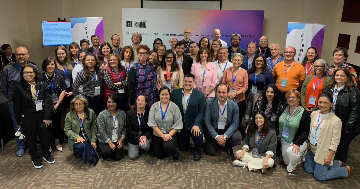 #FBF 🔥 Andy estuvo en Guadalajara 🇲🇽 visitando la Univ. de Guadalajara (<a href="/udg_oficial/">Universidad de Guadalajara</a> ) y la Feria Internacional del Libro (<a href="/FILGuadalajara/">FIL Guadalajara</a>) en 2024 🌐 #AndiAnda 🐿️

✅ Presentes en espacios clave de #InternacionalizaciónUniversitaria y #PromociónEditorial 🌍

#LeeLibrosIcesi #RT
