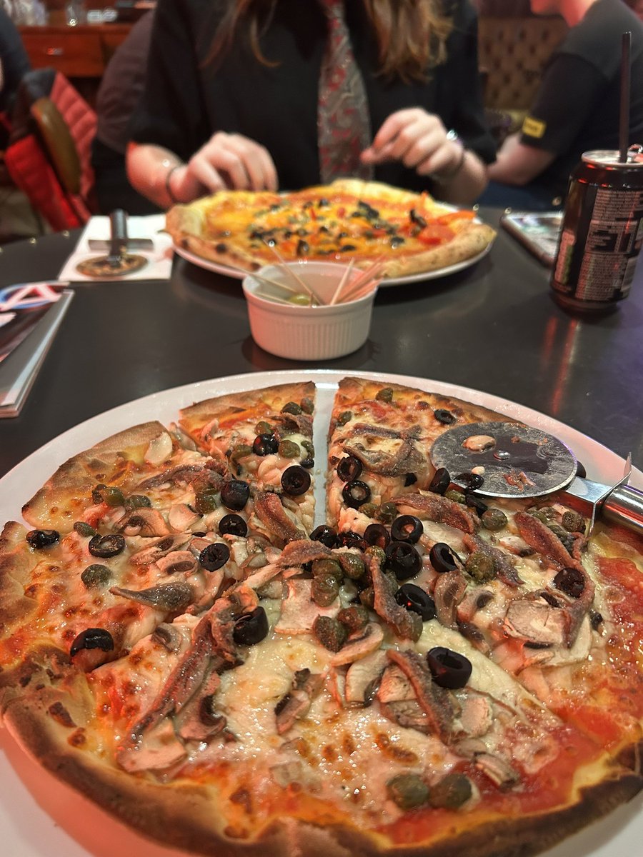 Jane Arthur (@jane_arthur_) on Twitter photo Friday night photo exhibition and pizza <a href="/PizzaPunksUK/">Pizza Punks</a> 🍕 with my youngest ❤️❤️❤️❤️#familytime #fun Super end to the week! Friday night photo exhibition and pizza <a href="/PizzaPunksUK/">Pizza Punks</a> 🍕 with my youngest ❤️❤️❤️❤️#familytime #fun Super end to the week!