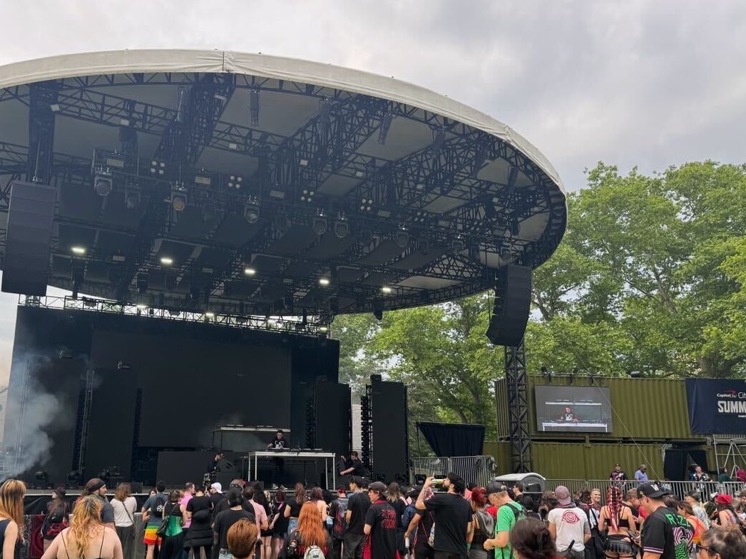 SummerStage's tweet image. We’re kicking off the weekend in Central Park with @OfficialRezz, @mersivsound, @nostalgixmusic, @gspacebass, and @isqa3d!
