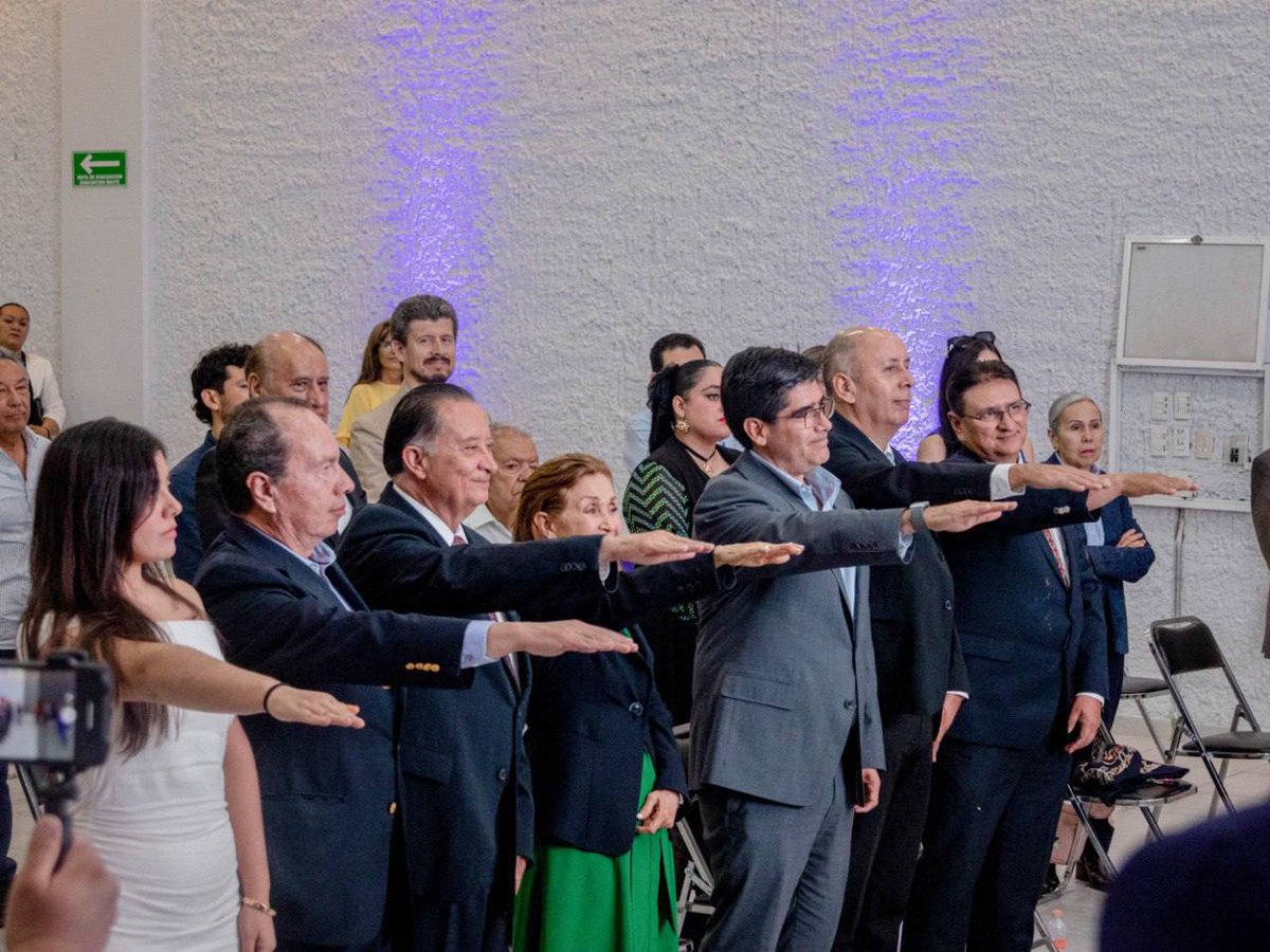 cicej_'s tweet photo. El Colegio de Ingenieros Civiles del Estado de Jalisco fue sede de la Asamblea General Ordinaria del Consejo Directivo Nacional XXXVI de la Asociación Mexicana de Hidráulica (@amhidraulica), en donde nuestra Presidenta la Ing. Mirna Avilés (@ingmirnamis) tuvo el honor de tomar la protesta a sus nuevos integrantes.