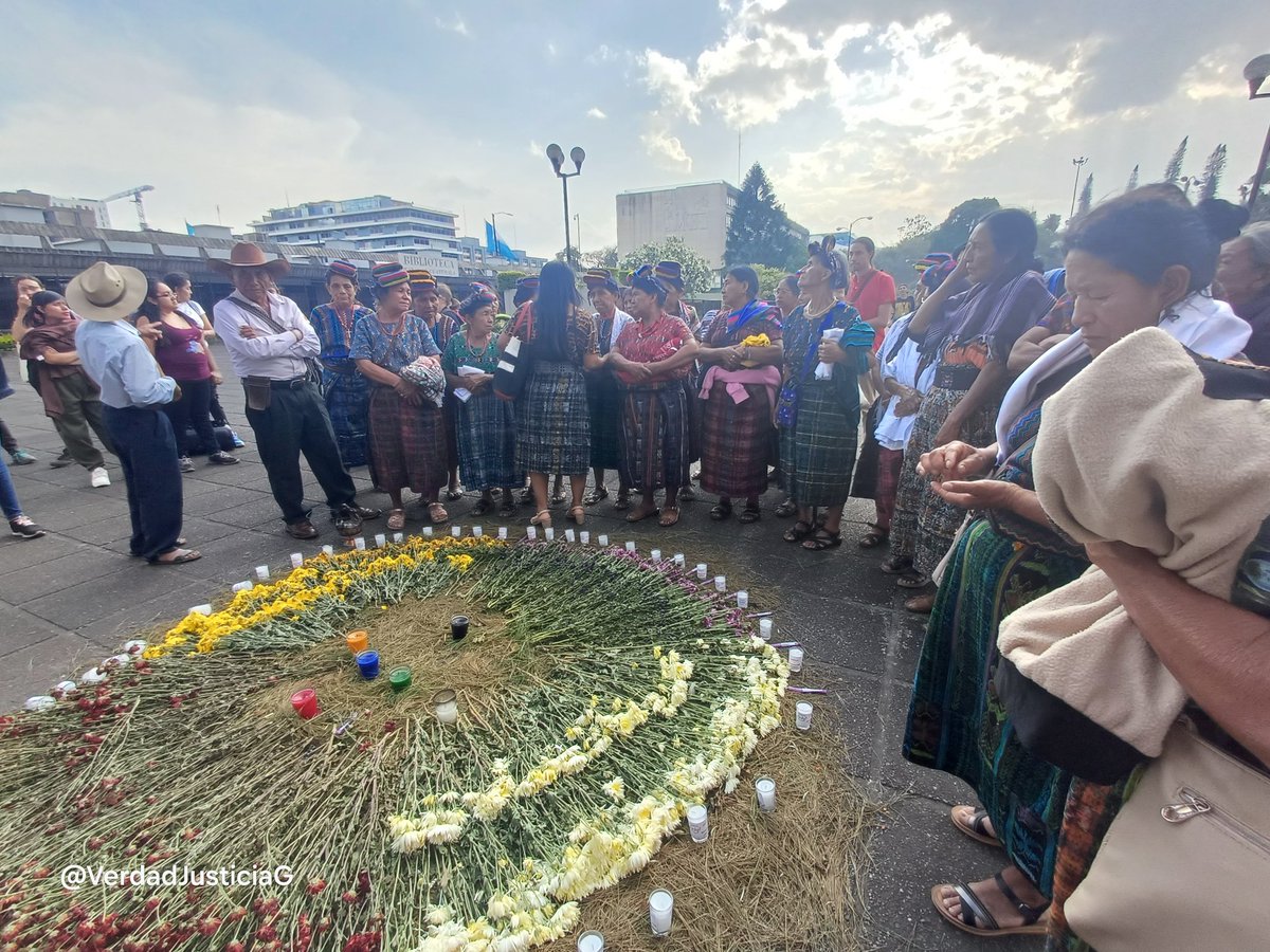 #CasoMujeresAchi
Conferencia de prensa, luego de la sentencia condenatoria contra 3 expatrulleros de autodefensa civil

facebook.com/share/v/15joPa…