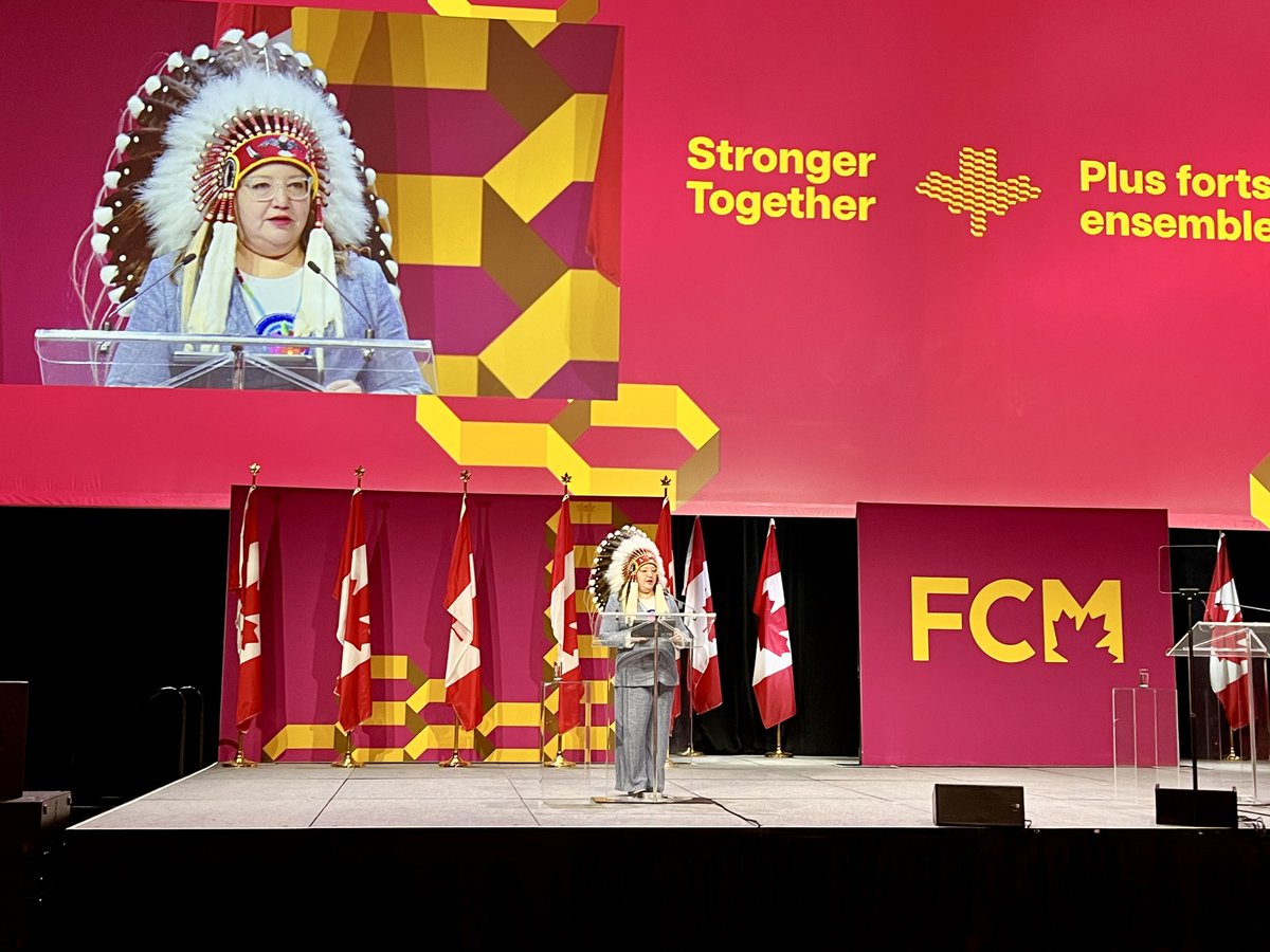 Thank you to the <a href="/FCM_online/">Federation of Canadian Municipalities</a> for the invitation to the speak at your national convention in Ottawa. It was a great opportunity to talk about common ground, prosperity for all and the national significance of closing Canada’s First Nations infrastructure gap.

#cdnpoli #fcm #afn