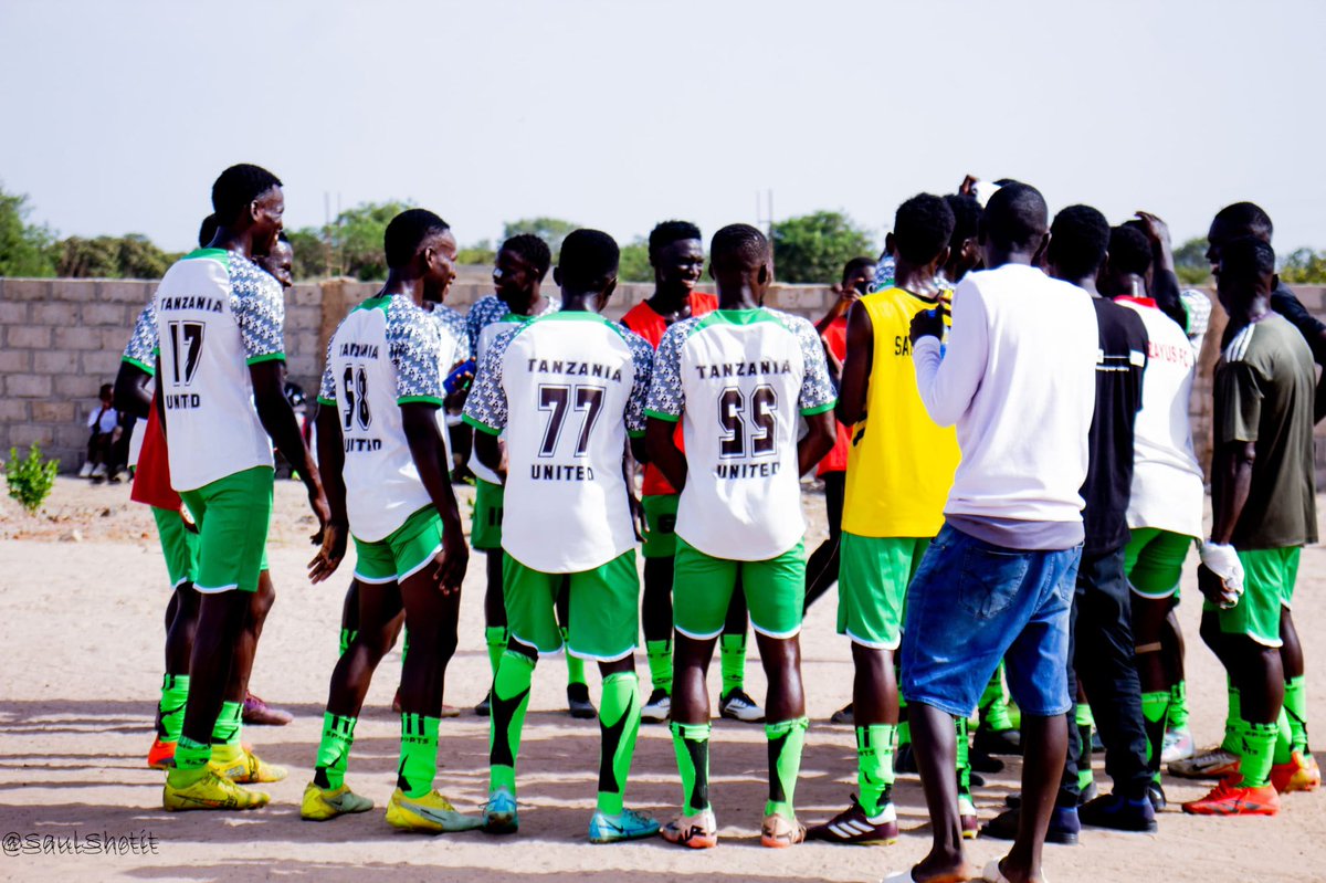 I had the pleasure of joining the Knowout finals in Mandinaba last weekend. Congrats to crowned champions!  Madinatul Salam and Hard luck to the runners-up, Tanzania United. 

Kudos to Mandinaba Sports Committee and all sponsors for making this tournament a success. 
#Sports4Dev