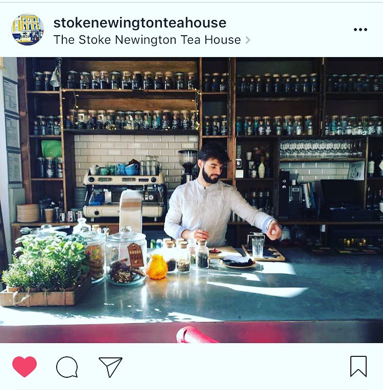 Aids Digestion
• The infusions can help stimulate digestive enzymes, soothe the stomach after a meal, and slightly boost metabolic rate.
Cardiovascular Support
• Regular moderate tea consumption is associated with improved blood vessel function and healthier cholesterol levels.