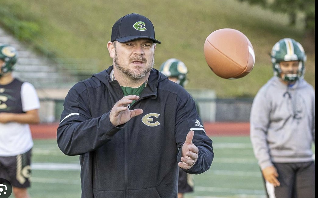 Ben Criddle (@criddlebenjamin) on Twitter photo Head Football Coach & Dean of Students, Evergreen High School <a href="/SwainChristian5/">Coach Swain</a> joined <a href="/espnthefan/">103.9 & 98.3 ESPN The Fan</a> to discuss what type of player <a href="/TerranceSaryon/">TerranceSaryon</a> is and what impact he will make for #BYUFootball, and his relationship with <a href="/Coach_Popp/">coachkellypoppinga</a>:
Q: How long have you been coaching football? Head Football Coach & Dean of Students, Evergreen High School <a href="/SwainChristian5/">Coach Swain</a> joined <a href="/espnthefan/">103.9 & 98.3 ESPN The Fan</a> to discuss what type of player <a href="/TerranceSaryon/">TerranceSaryon</a> is and what impact he will make for #BYUFootball, and his relationship with <a href="/Coach_Popp/">coachkellypoppinga</a>:
Q: How long have you been coaching football?