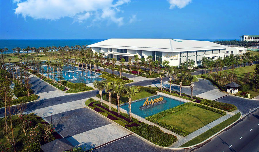 kingofriseh's tweet photo. We're gathering at the poetic coastline of Da Nang! 🌊✨

Ariyana Convention Center - the official venue of SuperVietnam 2025 is Vietnam’s first and only beachfront convention center.
Located along the iconic My Khe Beach and just 14 minutes from Da Nang International Airport, Ariyana is the ideal destination for high-profile gatherings. 🌐

→ A venue of global stature, having successfully hosted the 2017 APEC Economic Leaders’ Week, welcoming over 15,000 delegates and 21 heads of state.
→ Award-winning excellence, recognized as “Best Convention Centre in Southeast Asia” (M&C Asia Stella Awards) and “Convention Centre – Country Winner 2022” (World Luxury Awards).

🎟️ Join us in Da Nang for an unforgettable experience at SuperVietnam 2025: https://t.co/oBVtDb6L2M