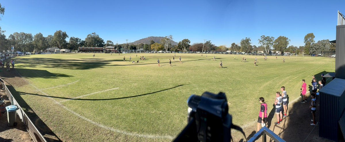 ☀️ Great day to film the footy at
Barnawartha #TDFNL <a href="/tallangatta/">John Wild</a> -
@barnawartha_ncv @rutherglenfnc
#GoCats 👏😀🤝🎉
#Barnawartha v #Rutherglen
#AFL #CountryFooty #CatsOnX #Video #Media #Footy #Melbourne