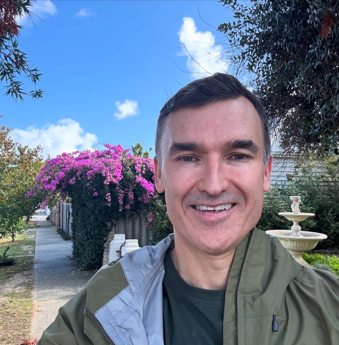 Door knocking in Highgate this morning! 

Thank you to all the local residents who took the time to have a chat. 

I door knock our community every weekend to make sure I keep grounded and engaged with the Perth electorate.