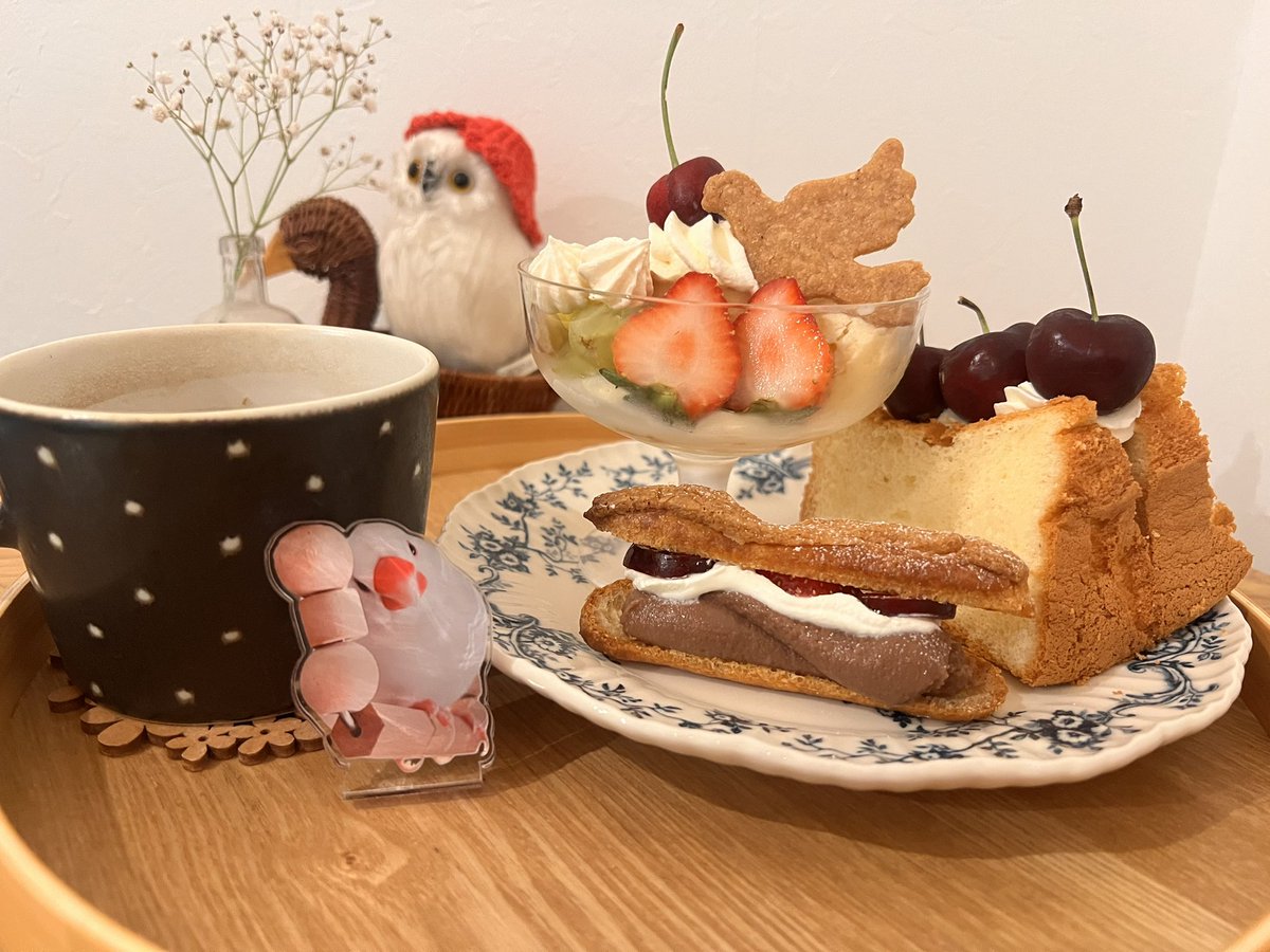 やっと行けた！！！！ことりの置き物かわいいし美味しかった！！