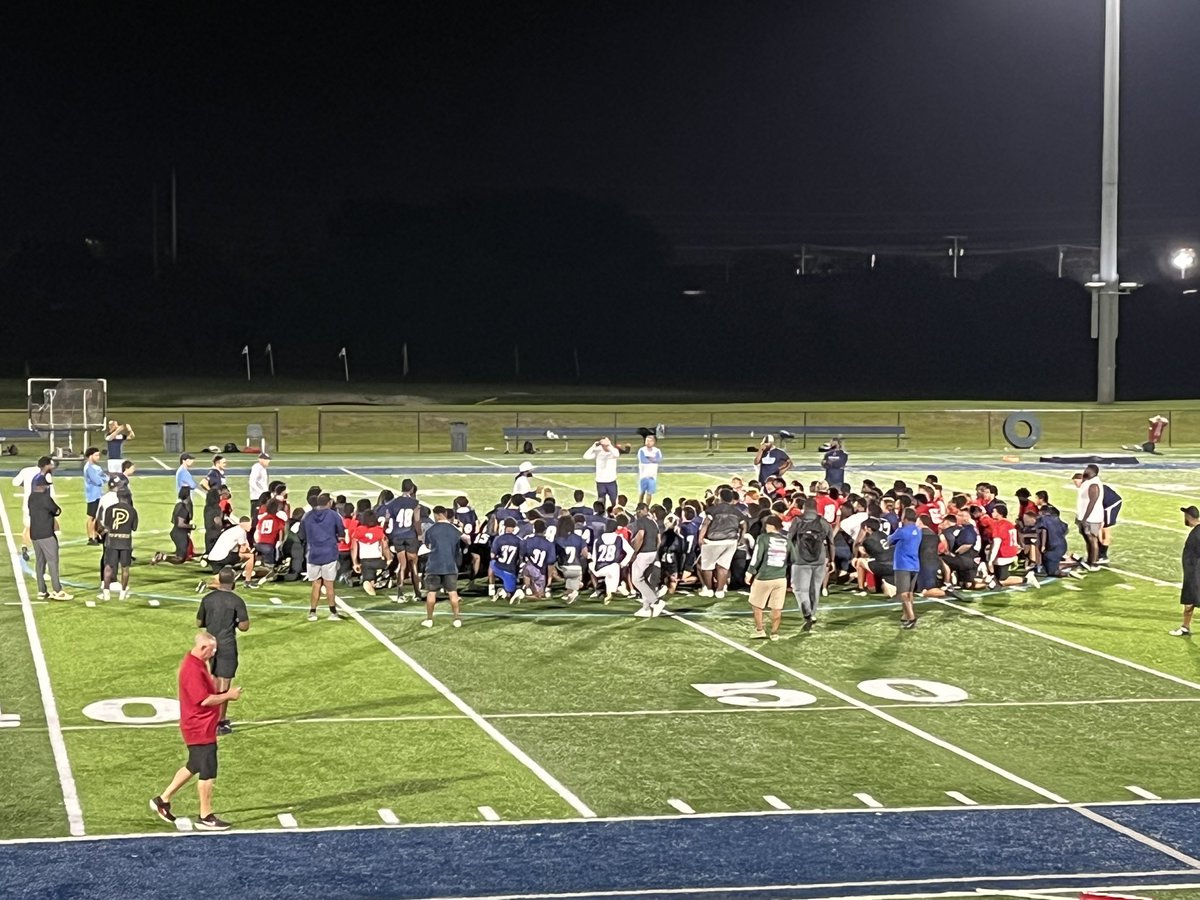MerrickCook2029's tweet image. What a great night at camp with @KeiserFootball! Thank you to the staff for your coaching, support &amp;amp; feedback!
@PrepRedzoneFL @ESPNWestPalm @EraPrep @KeyPlayerNation @pbphighschools @OutsideTheGames @TopPreps @kickerupdate @AthletesExpoRT @Snausy54 @CoachRayG @DwyerHSFootball