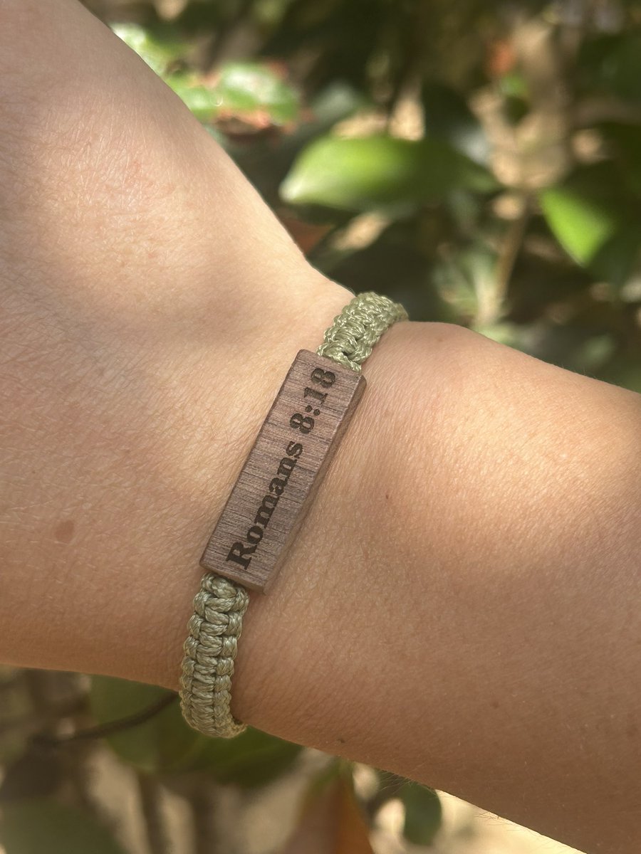 CarolineGe86792's tweet photo. Men, Women Surfer Bracelet, Custom Wood bracelet, Custom Wood Date/Initial Gift, Anniversary Gift, Birthday Gift, Gift for Mom, Gift for Dad

https://t.co/zIWiJnPbc9

#momgift #mengift #dadgift #personlizedgift #birthdaygift #anniversarygift #Surferbracelet #Graduationgift https://t.co/isFJJxVOqR