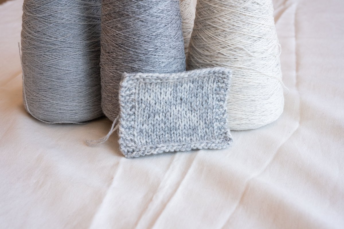 オンラインストア新商品入荷しました！
・Onyx（コットンシルクカシミヤ混）
・Smoky Quartz（リネンシルクカシミヤ混）
・Rainy Whistle（ウール混セット）
itoricot.com/collections/new