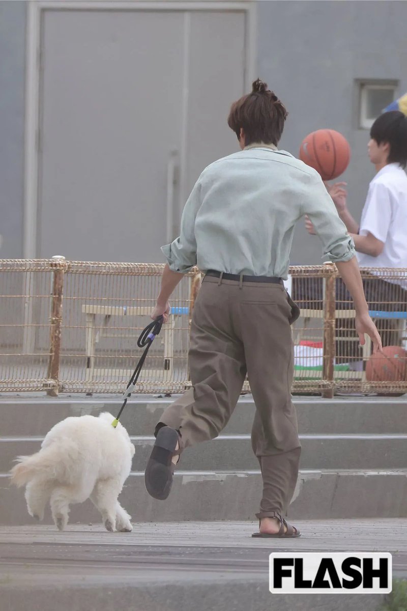 하츠코이 도그즈 촬영장 목격 사진 (2)

#나인우 #NAINWOO #ナイヌ
#하츠코이도그즈 #우서하
#初恋DOGs #ウ・ソハ