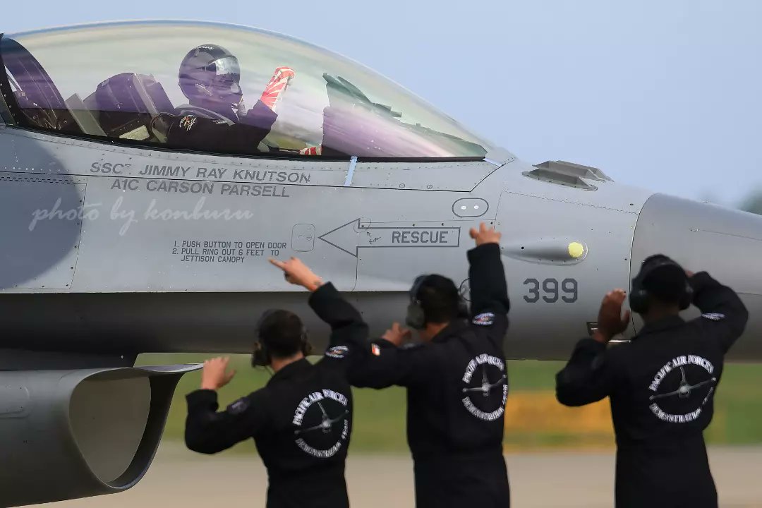 k12_konburu's tweet image. #16貼ろうぜ
#PACAFViperDemo